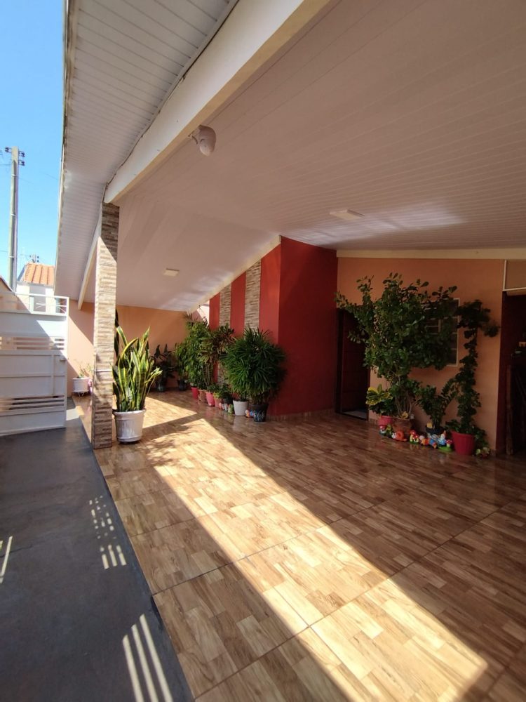 WhatsApp Image 2025-10-04 at 16.40.16 (2)