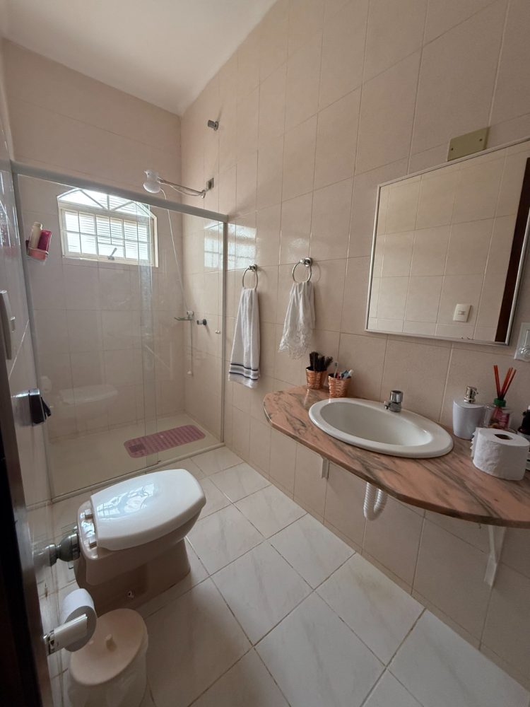 WhatsApp Image 2025-10-14 at 13.55.40 (2)