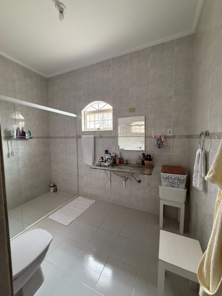 WhatsApp Image 2025-10-14 at 13.55.42 (1)