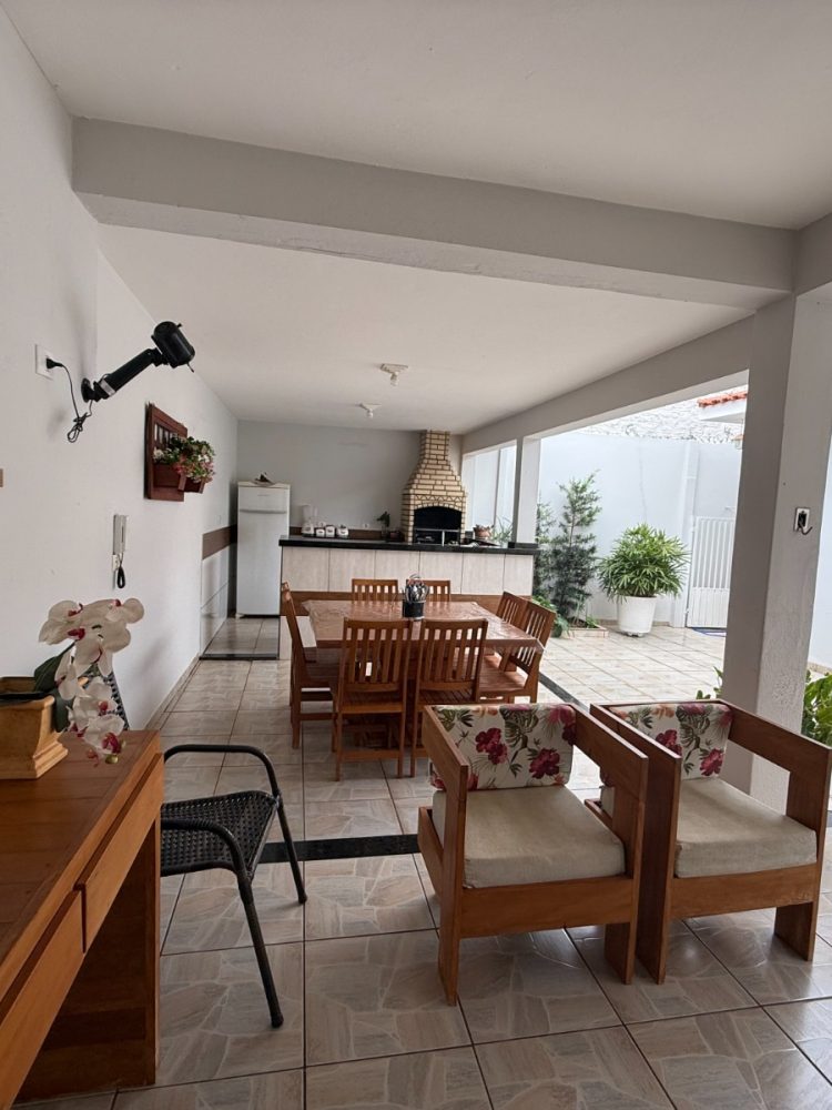 WhatsApp Image 2025-10-14 at 13.55.49 (2)